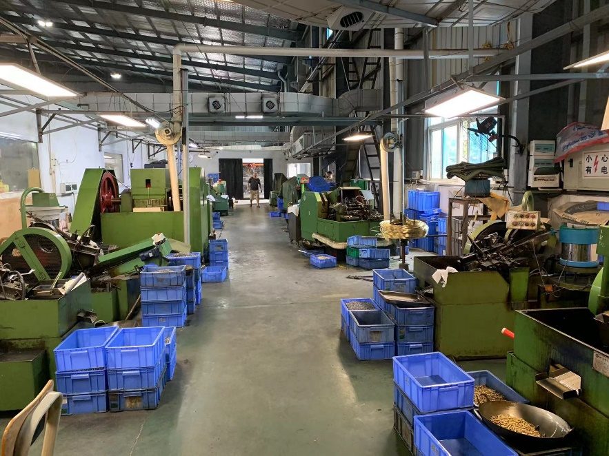 Cold heading machines