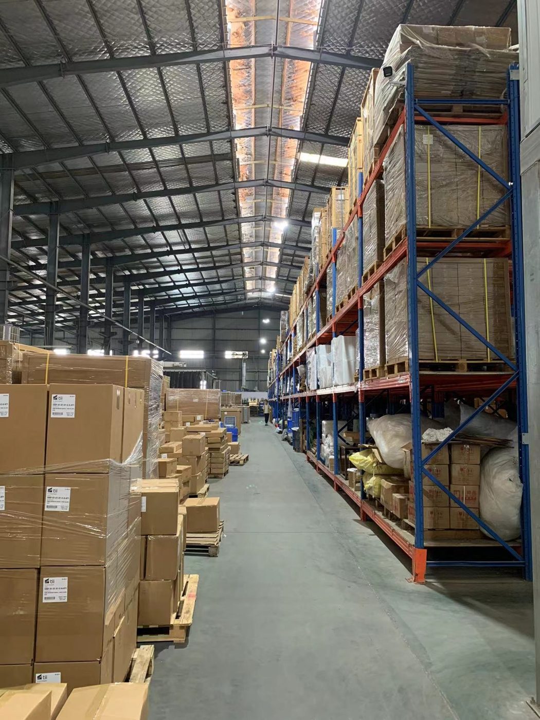 Warehouse racking